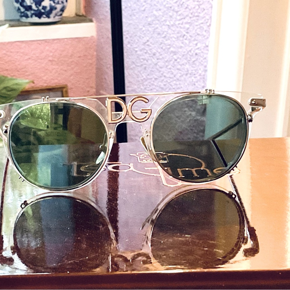 DOLCE & GABANNA SUNGLASSES